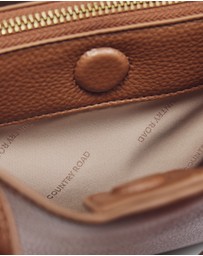 Country Road - Middle Zip Crossbody Bag