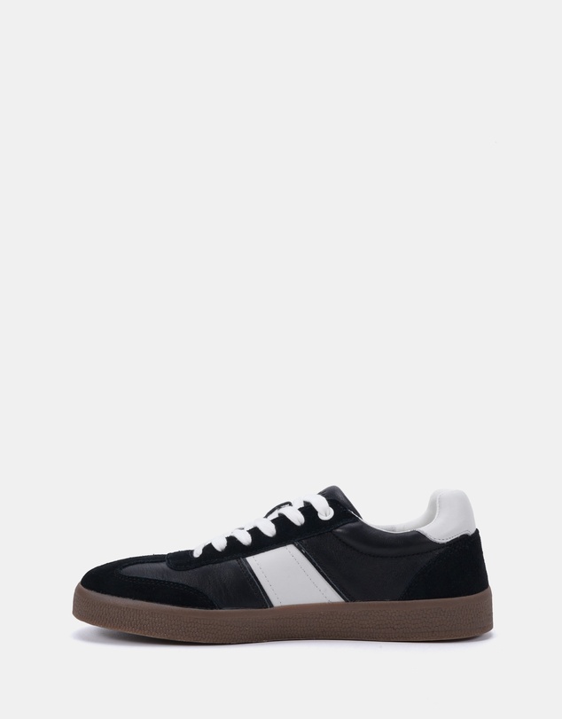 Clarks - Arles Black/White