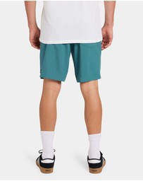 Volcom - Stones Hybrid Short 18