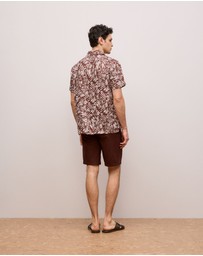 Trenery - Etch Linen Camp Shirt in Deep Red