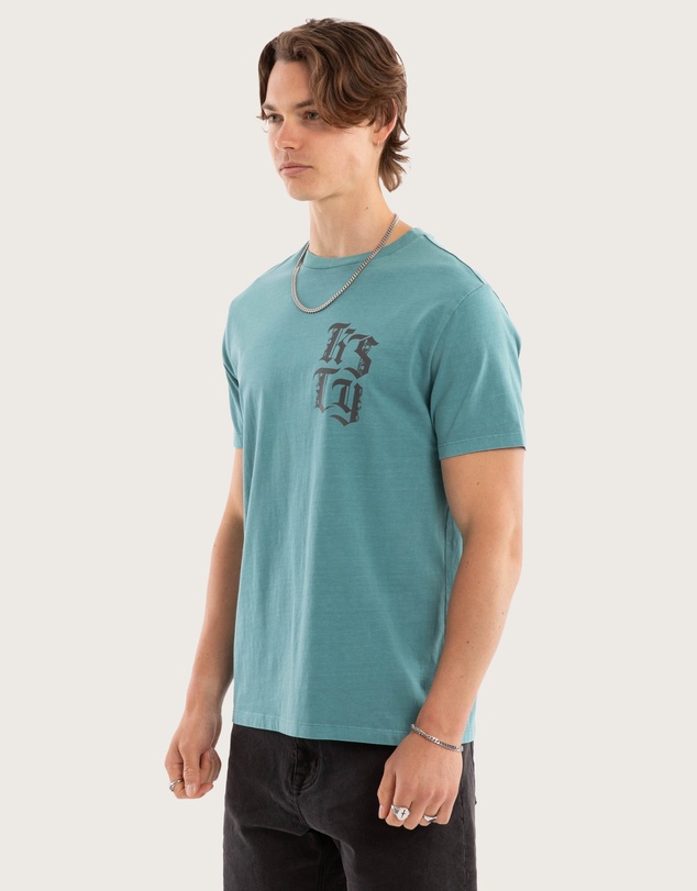 Kiss Chacey - Mutiny Standard Tee