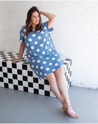 Love Your Wardrobe - Kelsey Spot Pocket Shift Dress