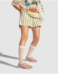 Rollie - Derby Applique Shoe