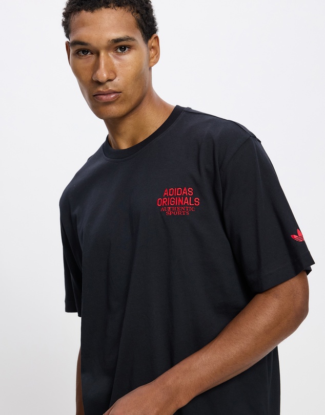 adidas Originals - GFX Varsity Tee