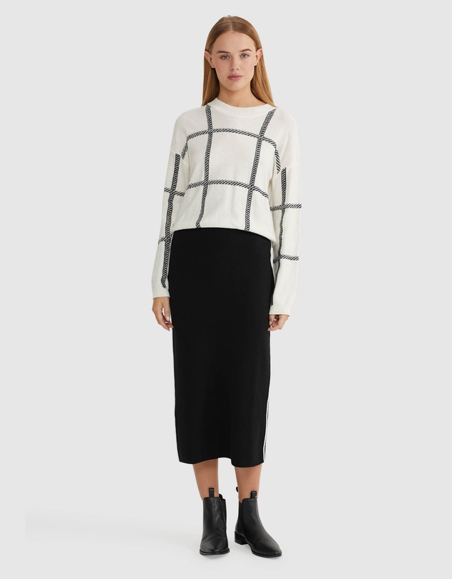 Oxford - Peggy Graphic Crew Neck Knit Top