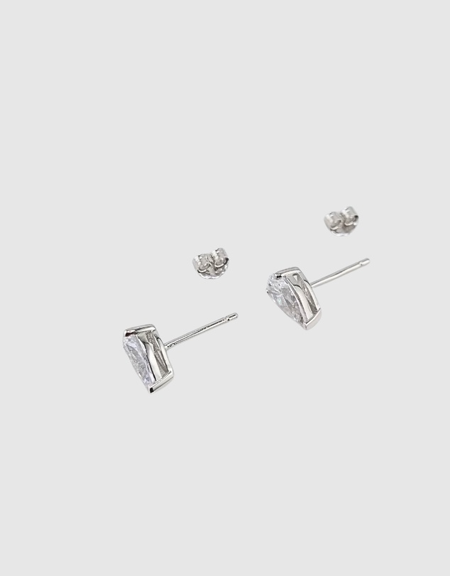 Izoa - Teardrop Stud Earrings