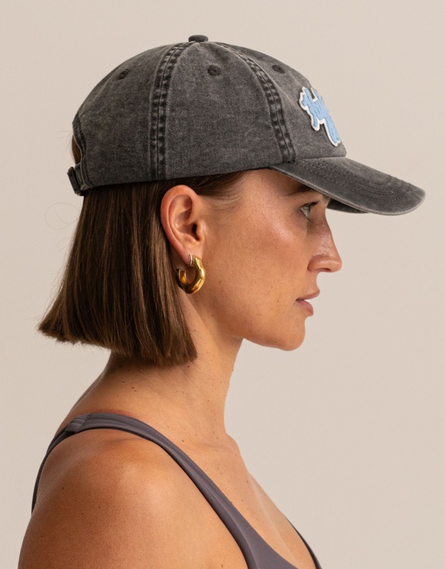 HyperLuxe The Label - Washed Retro Cap