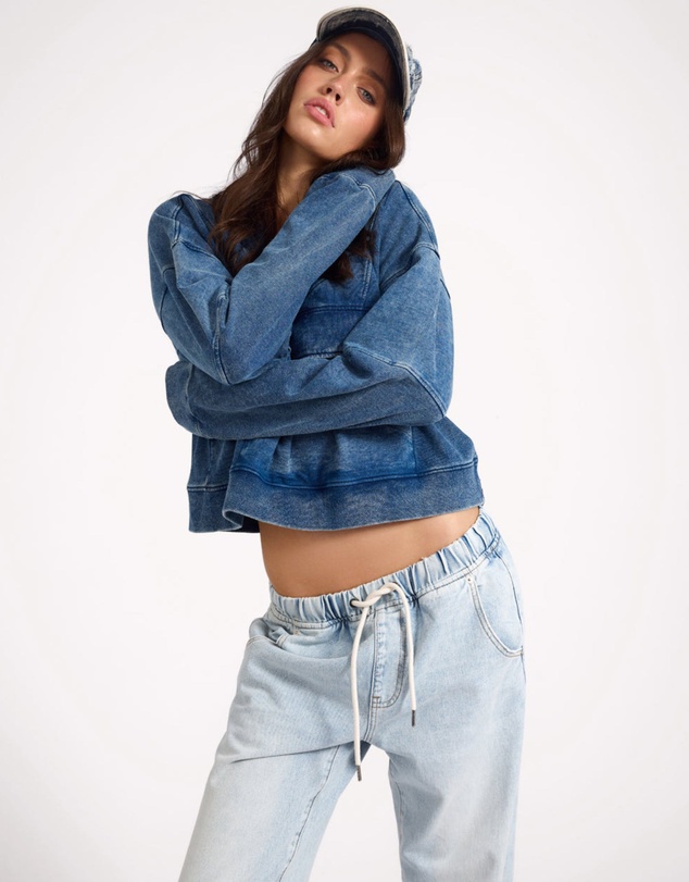 ONE TEASPOON - Retro Fade Panelled V Sweater - Washed Blue