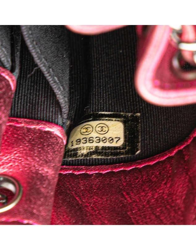 Pre-Loved by Azura Reborn - Pre-Loved chanel Patent Leather Chain Bag