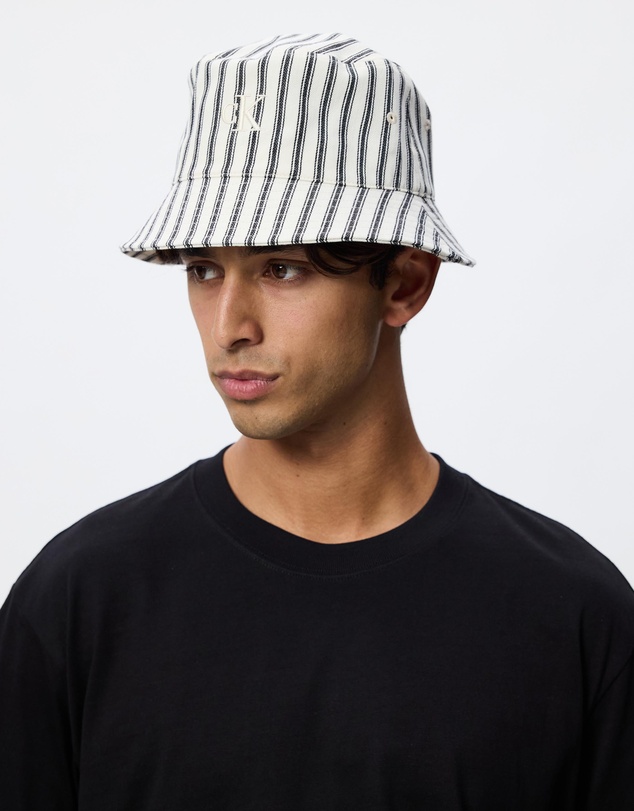 Calvin Klein - Non Logo Allover Print Bucket