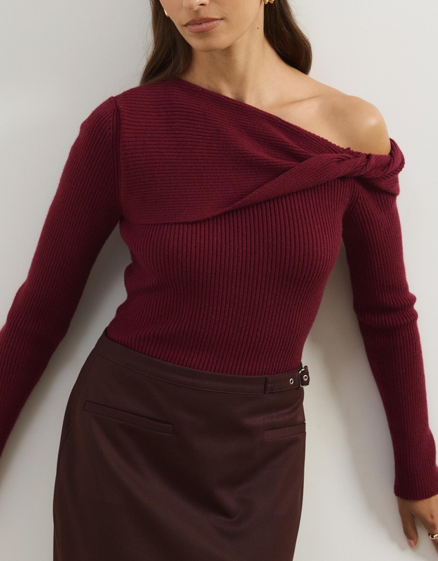 Atmos&Here - Alora Long Sleeve Knit Top With Twist Detail