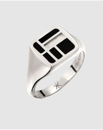 Kuzzoi - ICONIC EXCLUSIVE - Enamel Signet Ring in 925 Sterling Silver