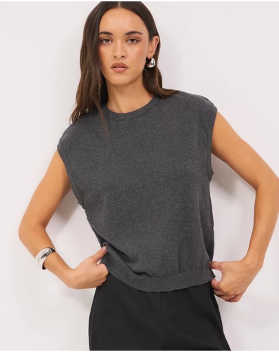 Calli - Melton Round Neck Knit Vest
