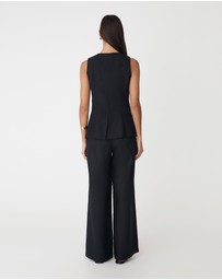 Forcast - Ami V-Neck Linen Vest