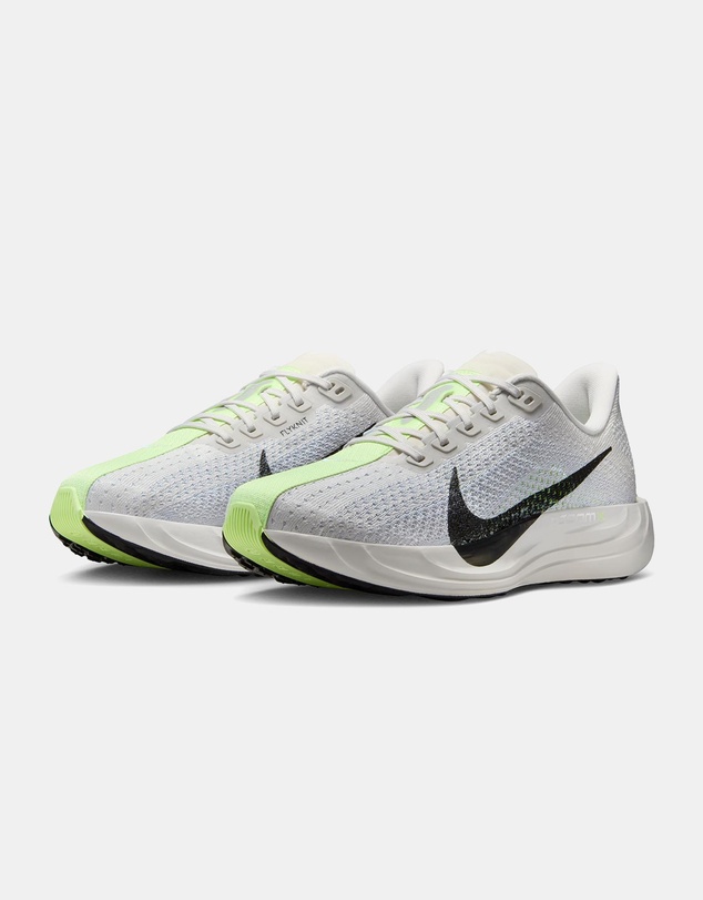 Nike - Pegasus Plus - Women's