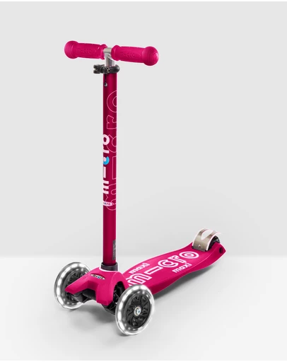 Micro Scooters - Micro Maxi Deluxe LED - 3 Wheel Scooter