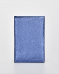 Cobb & Co - Billy Metallic Leather RFID Passport Holder