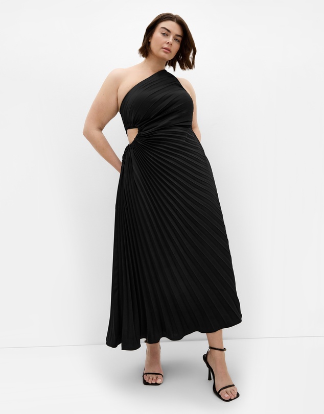 City Chic - Plus size Aliza One Shoulder Pleat Maxi Dress - black