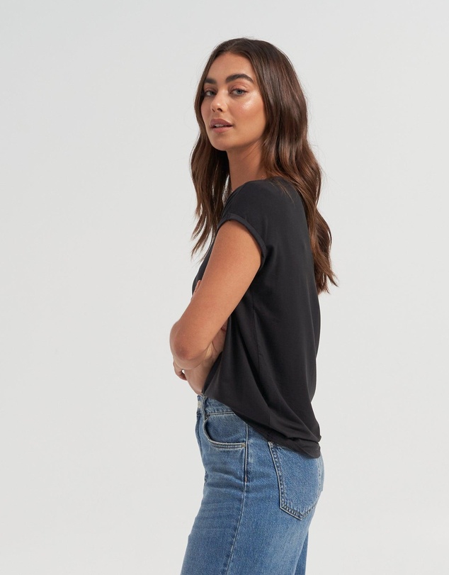 Vero Moda - Ava Short Sleeve Tee