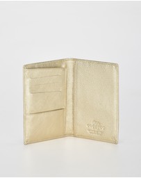 Cobb & Co - Billy Metallic Leather RFID Passport Holder