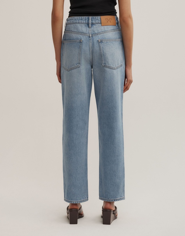 Witchery - Mid Rise Cropped Jeans