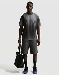 Nike - Sportswear Premium Essentials T-Shirt