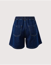 Ceres Life - Pearl Pleat Short