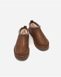 Ozwear Connection Uggs - Ugg Sydney Oiled Leather Slipper (Water Resistant)