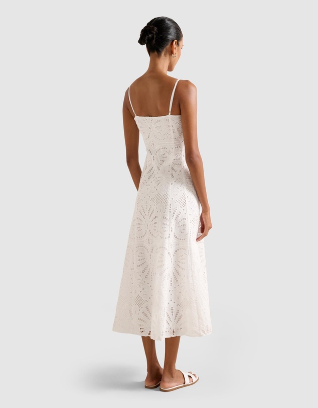 Forever New Petite - Molly Petite Embroidered Dress