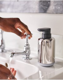 Joseph Joseph - EasyStore™ Luxe Stainless Steel Soap Pump