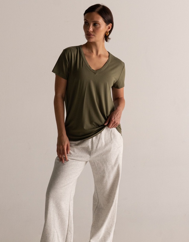 HyperLuxe The Label - V Neck Shirt