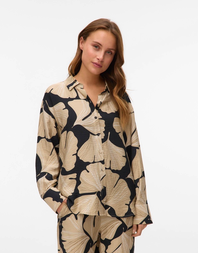 Vero Moda - Lucy Iben Oversized Shirt