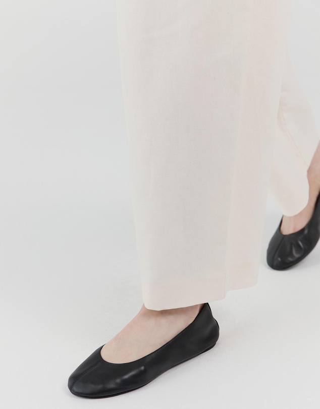 St. Agni - Low Scoop Ballet Flats
