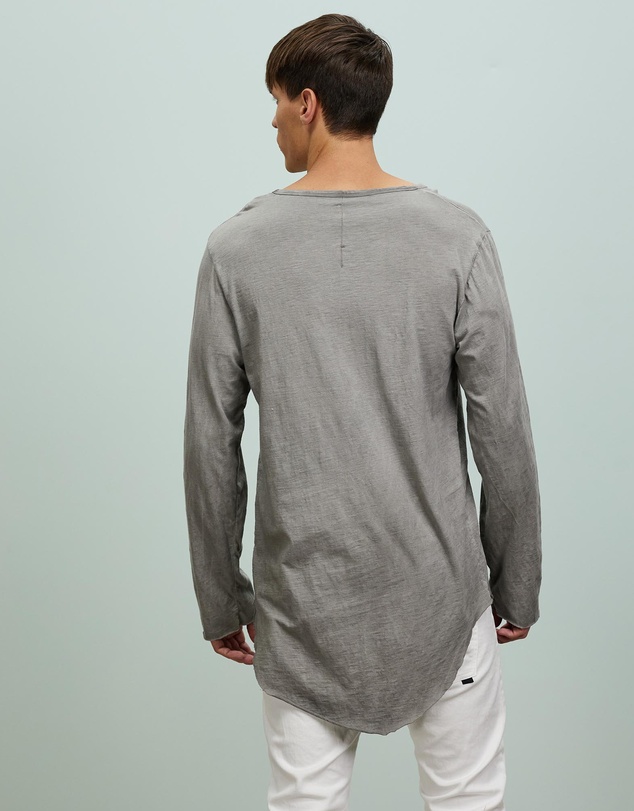 Surrounded By Ghosts - The Howlite Long Sleeve T-Shirt