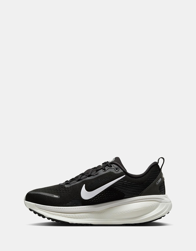Nike - Vomero 18 - Women's