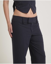 Alice In The Eve - Jaylee Low Rise Pants