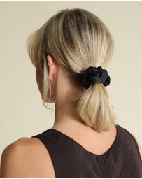 Morgan & Taylor - Mara Scrunchie Set in Black