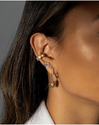 Wanderlust + Co - Heart Pearl & Gold Stud Earrings