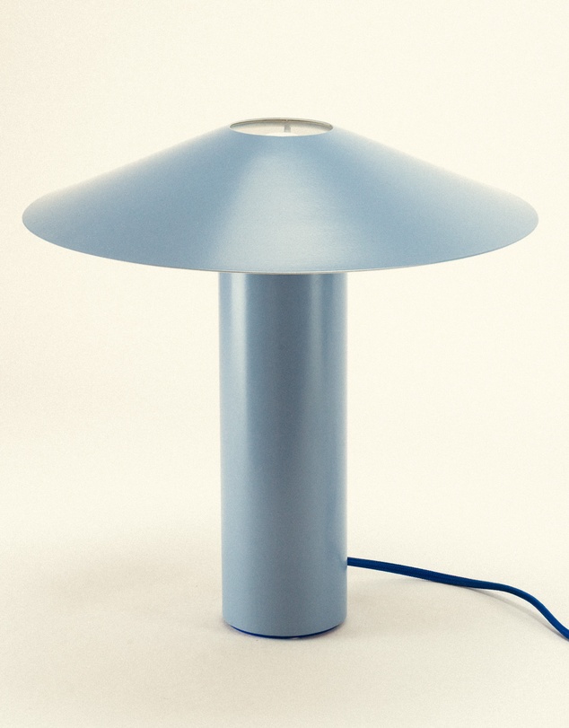 Dennis Did It - Hoist Lamp Faded Denim