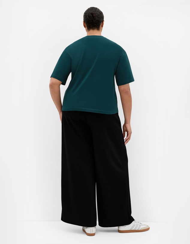 City Chic - Oversized Crew Neck Tee