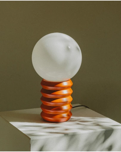 Dennis Did It - Ribbon Lamp Blood Orange