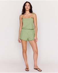 MINKPINK - Capri Scallop Hem Shorts