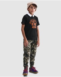 Nike - Just Do It Torch T-Shirt - Kids-Teens
