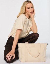 AMP AND SAND - Journey Zip Tote Bag