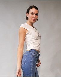 Love and Nostalgia - Nelly Slappa Tee