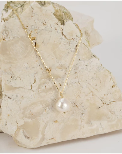 Pastiche - Mila Necklace