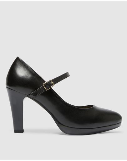 BLACK GLOVE