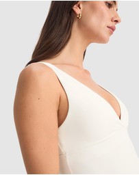TALA - Dayflex V Neck Tank