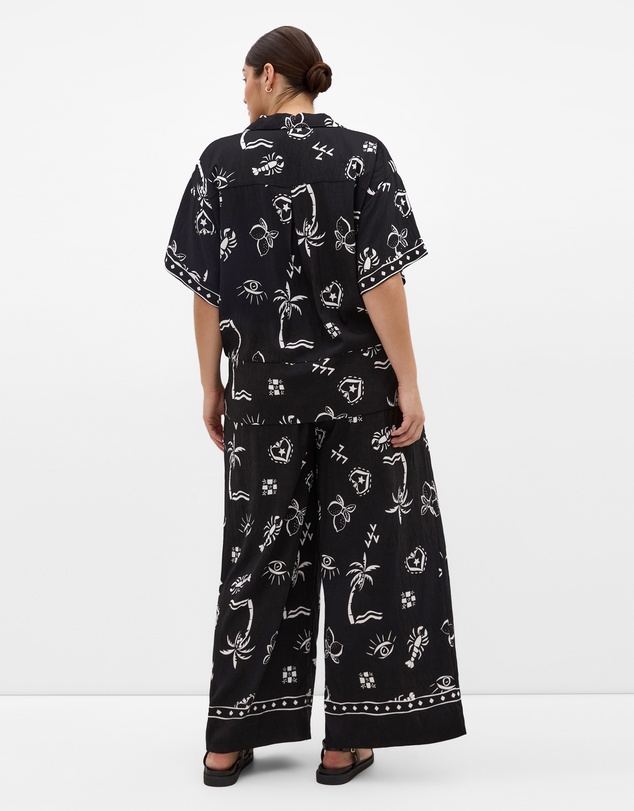 City Chic - Plus size Resort Border Print Pant - black
