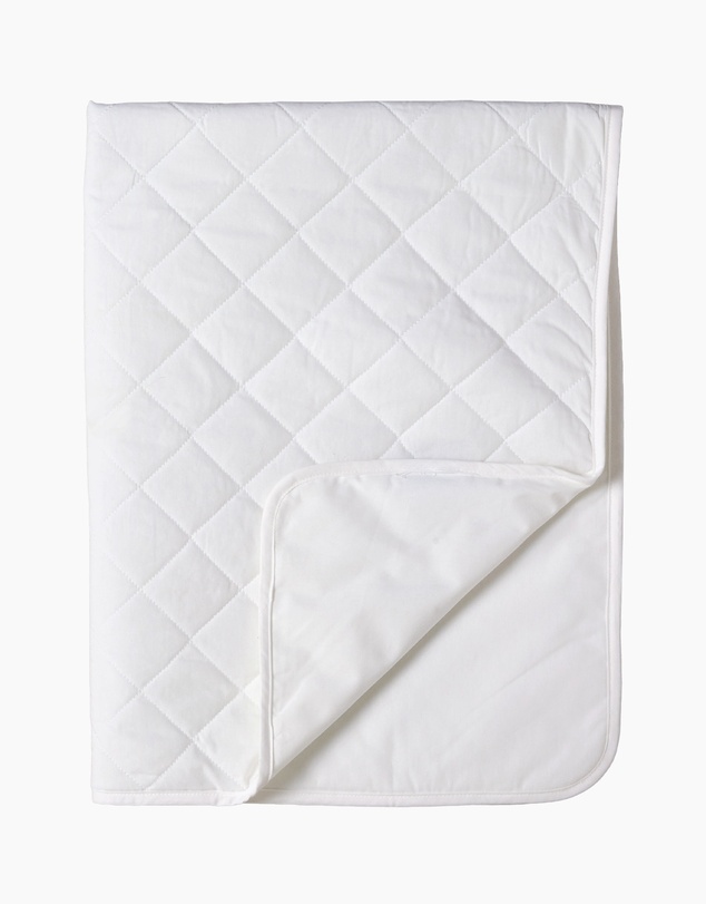 Living Textiles - Smart-Dri Waterproof Mattress Pad - White (Medium)
